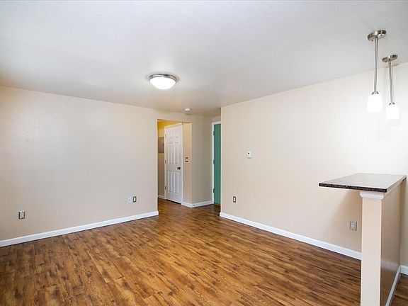 4th image of 2728 W 24th Ave APT 1