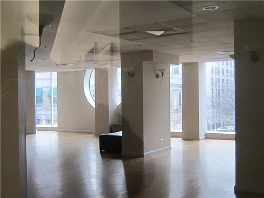 Rented by R New York | media 28