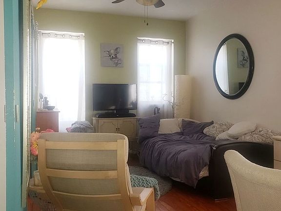 3rd image of 945 Amsterdam Ave #5C