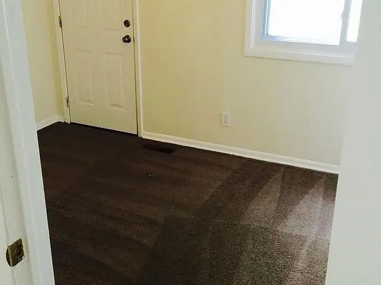 719 N Washington St — Photo 38