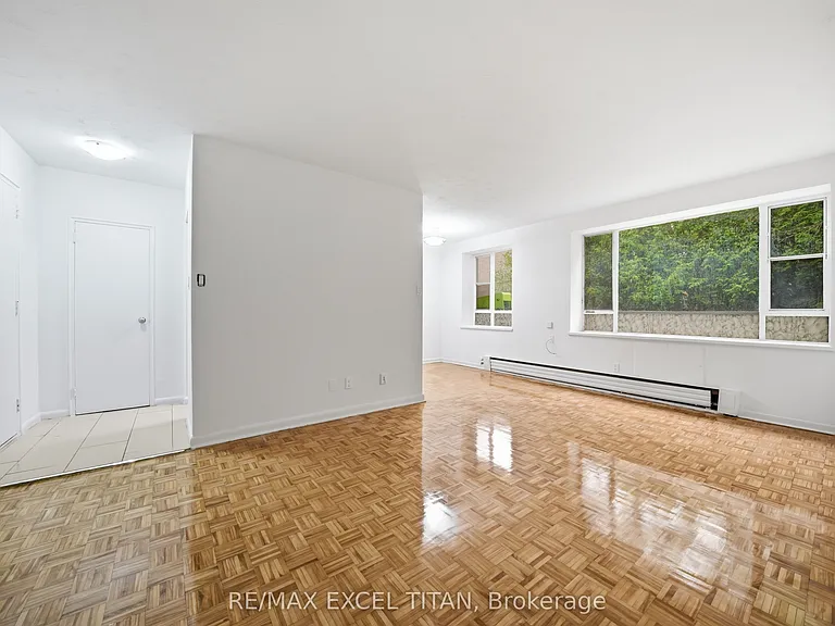 2895 Bathurst St #107 — Photo 6