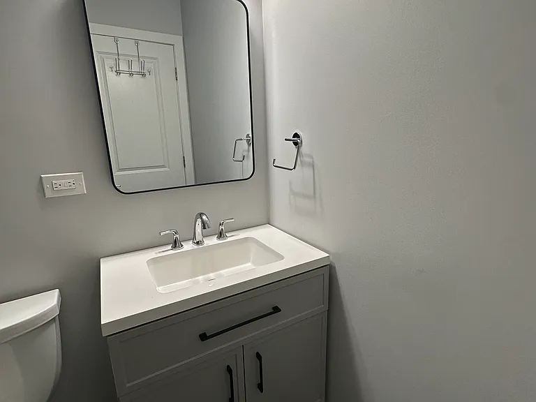 1115 Miller Ln — Photo 10