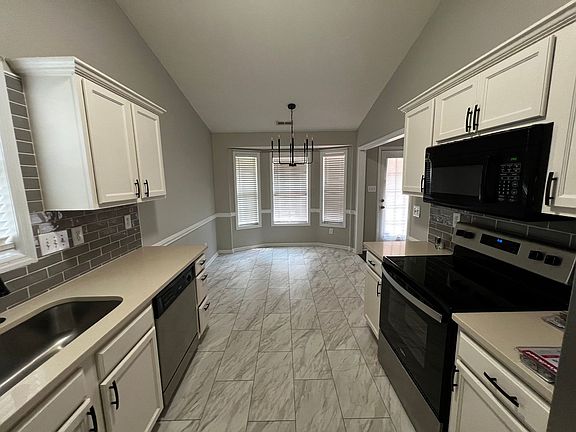 5th image of 4603 Riverwalk Pl