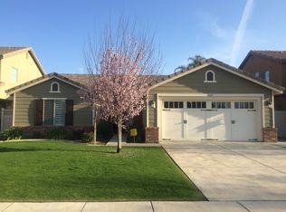 12621 Fallstaff Ln, Bakersfield, CA 93312