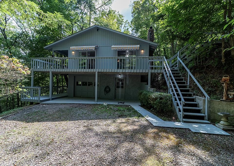 1st image of 380 River Ridge Dr