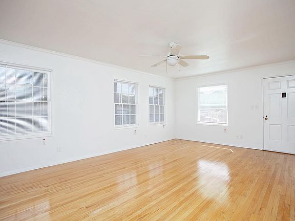 2nd image of 1242 23rd St
