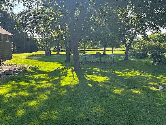 yard-little over an acre