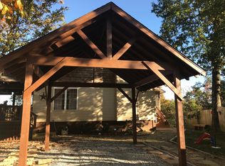 362 Gray Fox Rd, Rosman, NC 28772