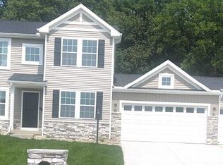 4883 Knollwood Dr, Saint Joseph, MI 49085