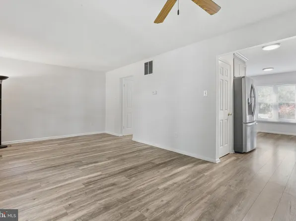 34 Silver Hill Ct, Perry Hall, MD 21128