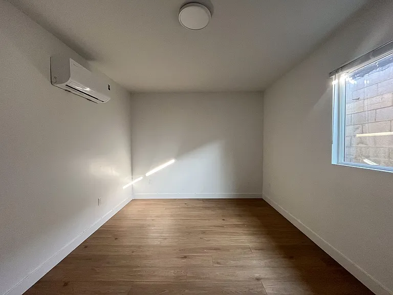 1034 Magnolia Ave — Photo 29