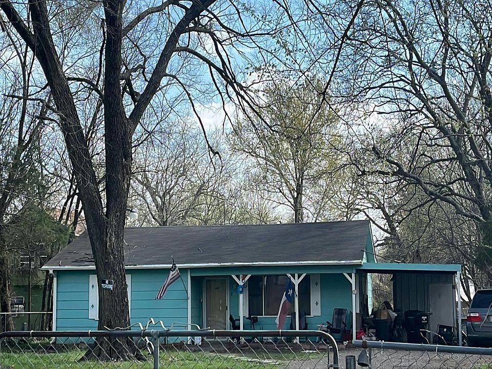 1st image of 109 W Kirby St