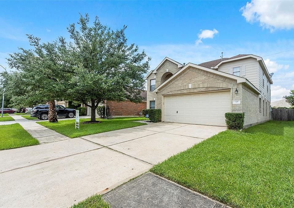 1st image of 507 Remington Heights Dr