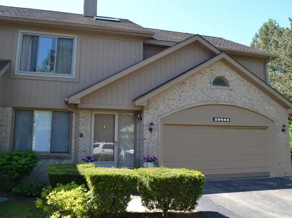29603 Sierra Pointe Cir Unit 1, Farmington Hills, MI 48331
