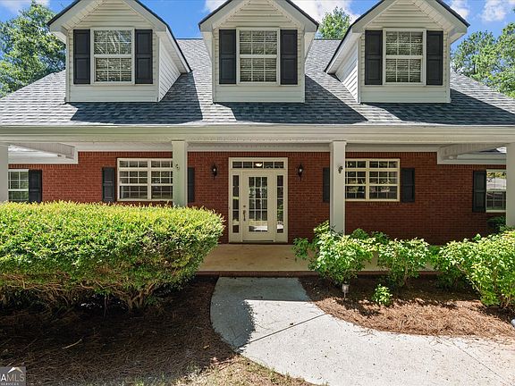 3rd image of 5149 Woodmond Dr