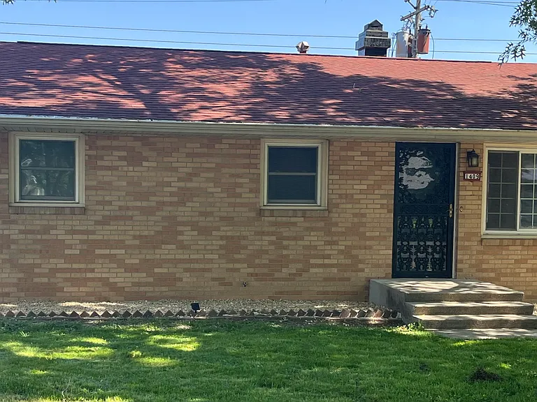 1409 Mittendorf Dr — Photo 1