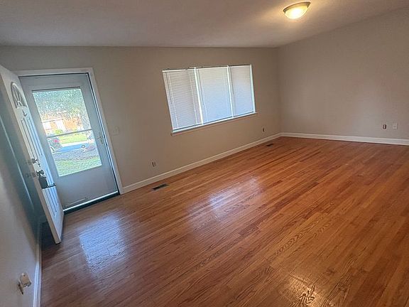 2nd image of 5407 Winniespan Rd