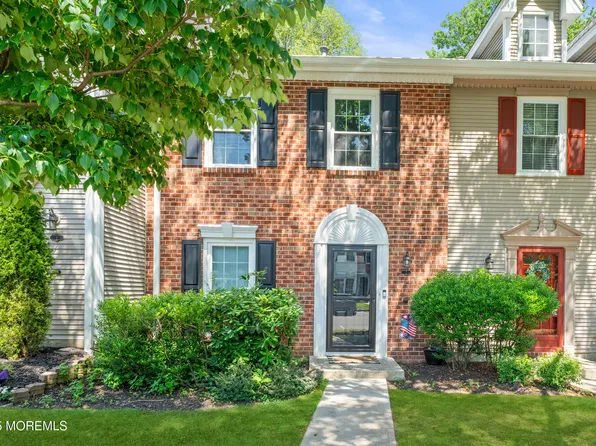 7 Steeple Chase Court, Tinton Falls, NJ 07724