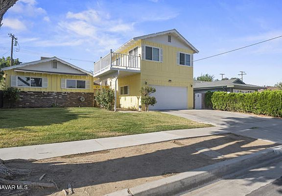 2nd image of 554 W Avenue J11