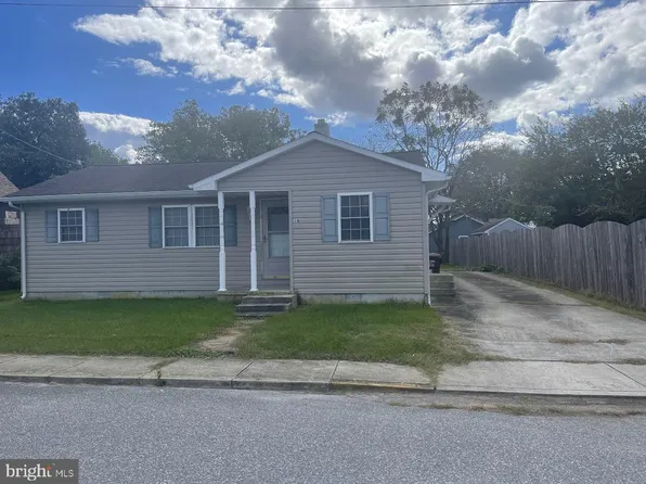 10 Knox St, Frankford, DE 19945