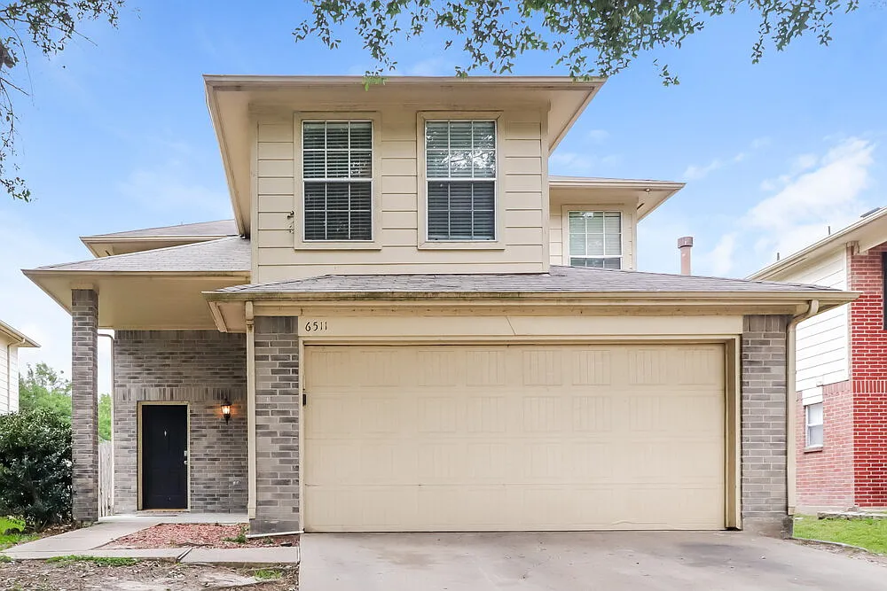 3 bed, 3.0 bath, 1748 sqft, $1,870 — Photo 1