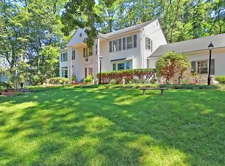 454 Foothill Rd, Bridgewater, NJ 08807