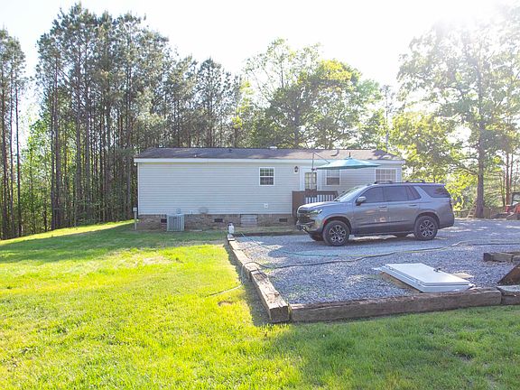 4th image of 139 Treeline Dr
