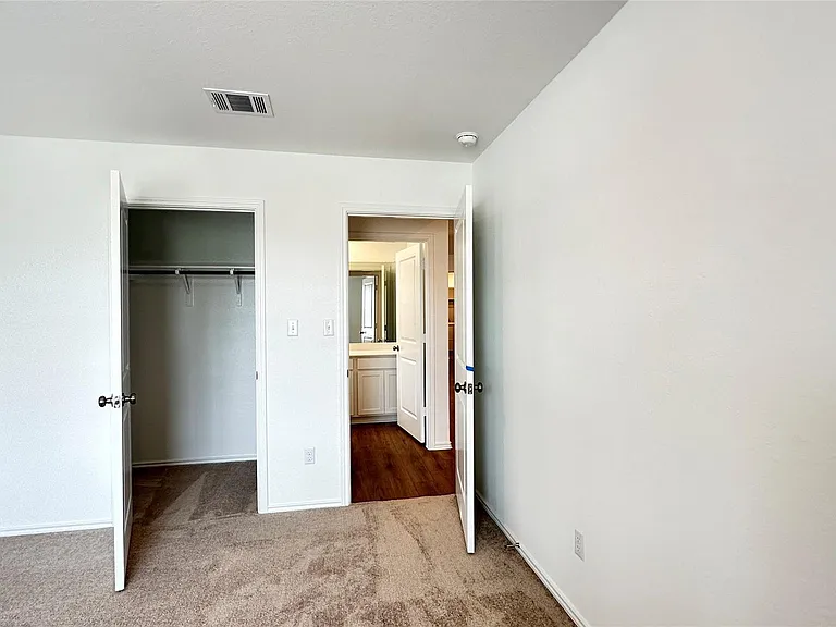 171 Tofalla — Photo 12
