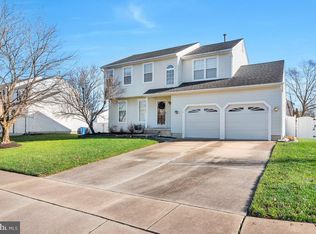 11 Morgan Dr, Clayton, NJ 08312