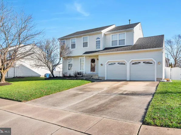 11 Morgan Dr, Clayton, NJ 08312