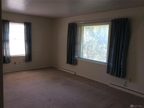 5th image of 5291 Robinwood Ave