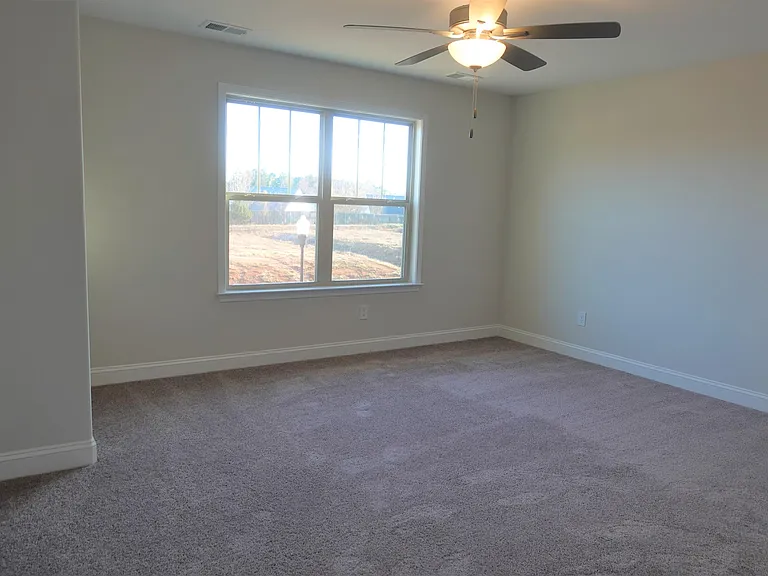 2731 Millhone Dr — Photo 35