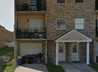 450 Sapphire St, Brooklyn, NY 11208