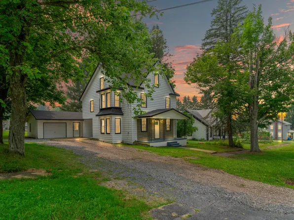 185 Veterans St, Smithmill, PA 16680