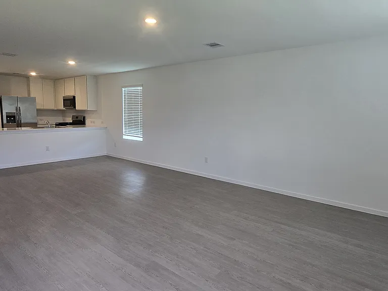 25597 Rose Creek Dr — Photo 5