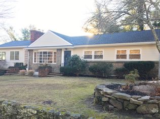 20 Beach St, Marion, MA 02738