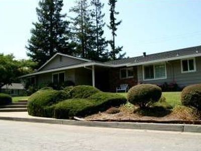 10349 Creston Dr, Cupertino, CA, 95014