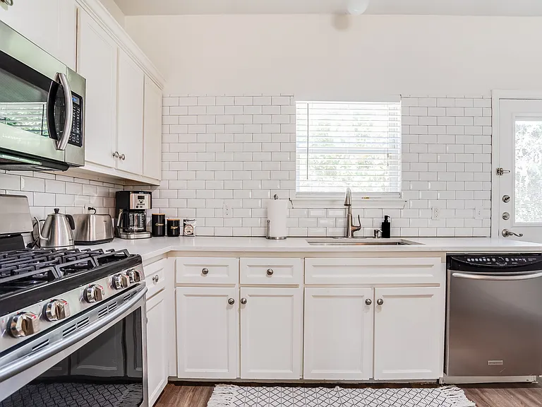 4502 Kitty Ave — Photo 5