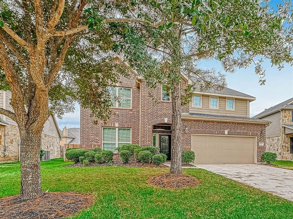 1st image of 17207 Kingsland Bay Ln