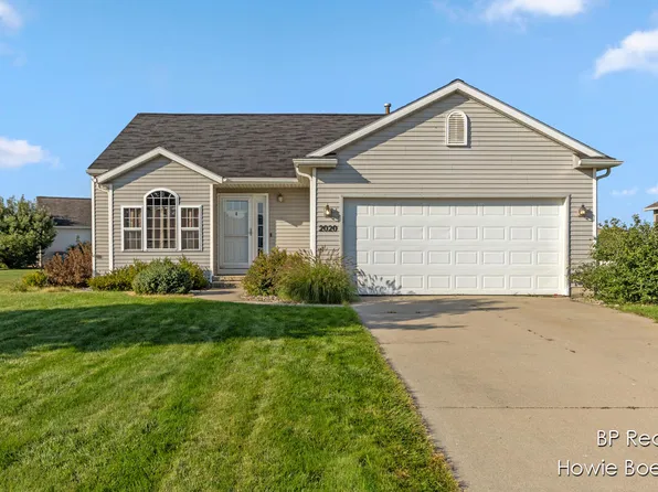 2020 Jaclyn Dr, Hudsonville, MI 49426