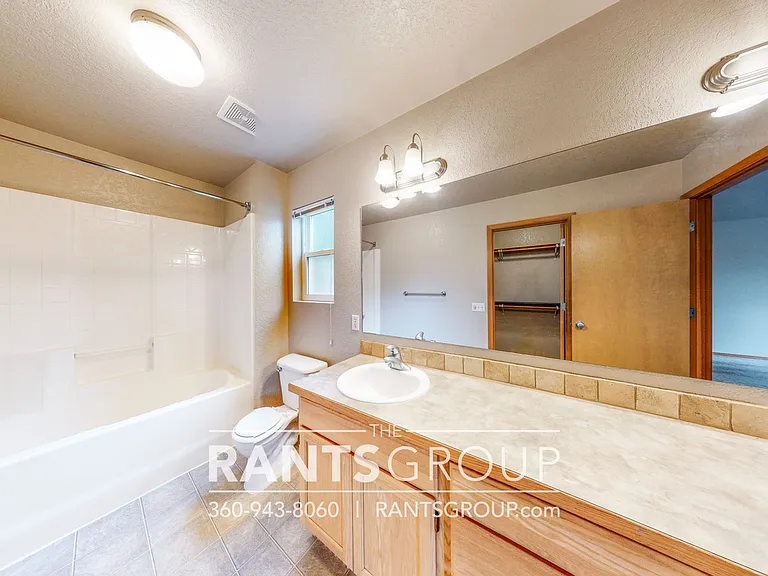 4612 Kapalea Way SE — Photo 33