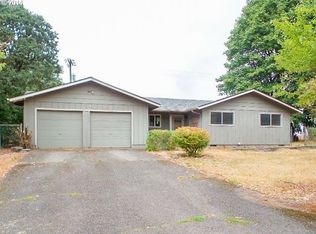 586 N Center St, Sublimity, OR 97385