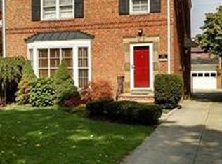 3893 Grenville Rd, University Heights, OH