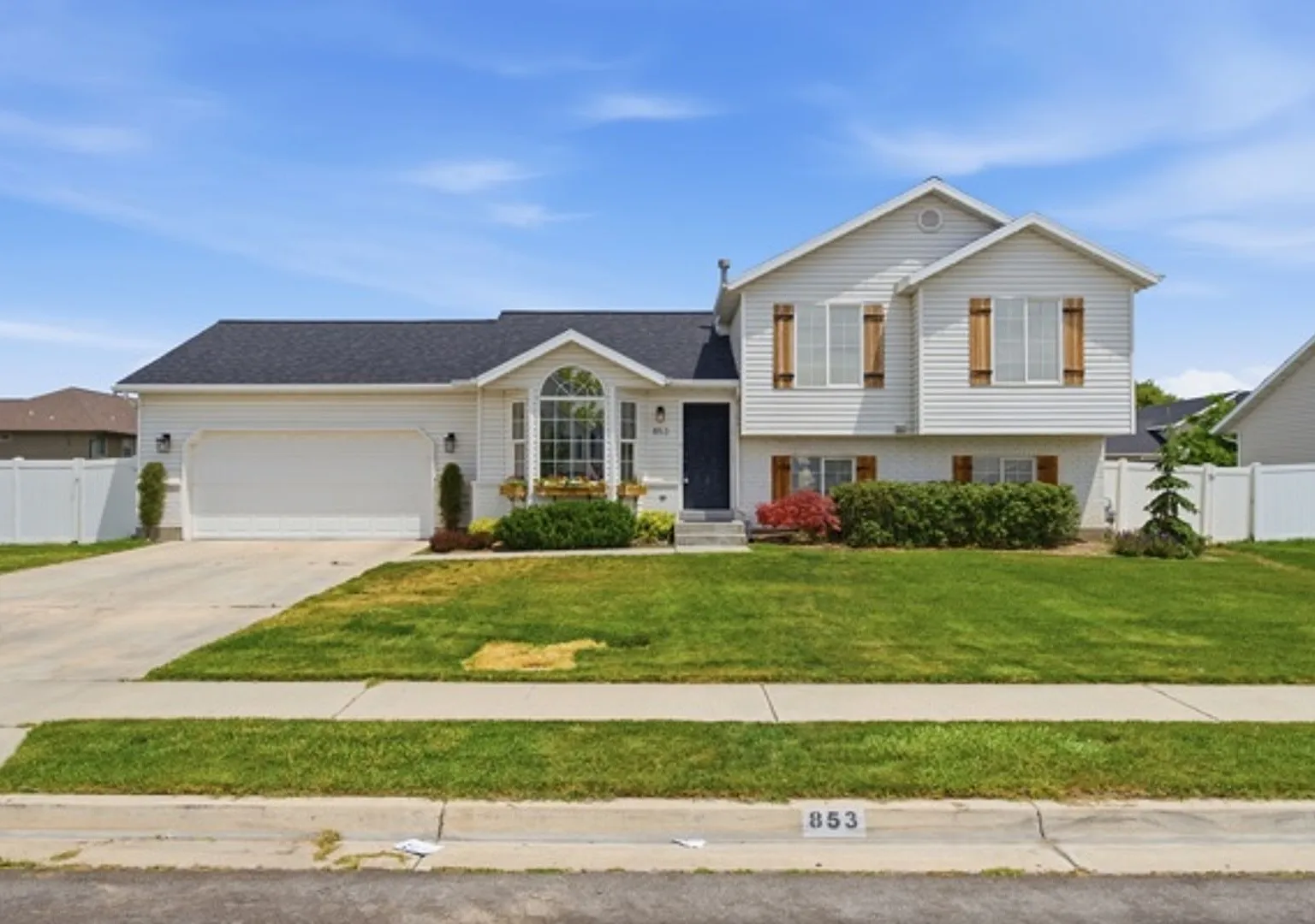 Gorgeous Lehi Home — Photo 1