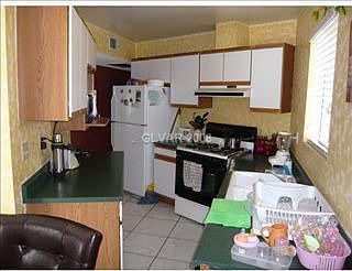 2nd image of 5551 Azuza Ave