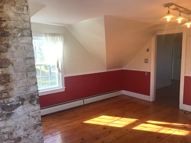 48 Thomaston St #B — Photo 2