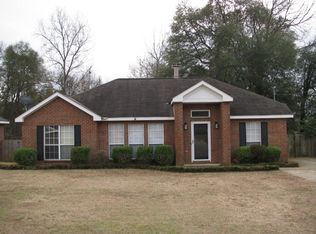 241 Magnolia Dr, Prattville, AL 36067