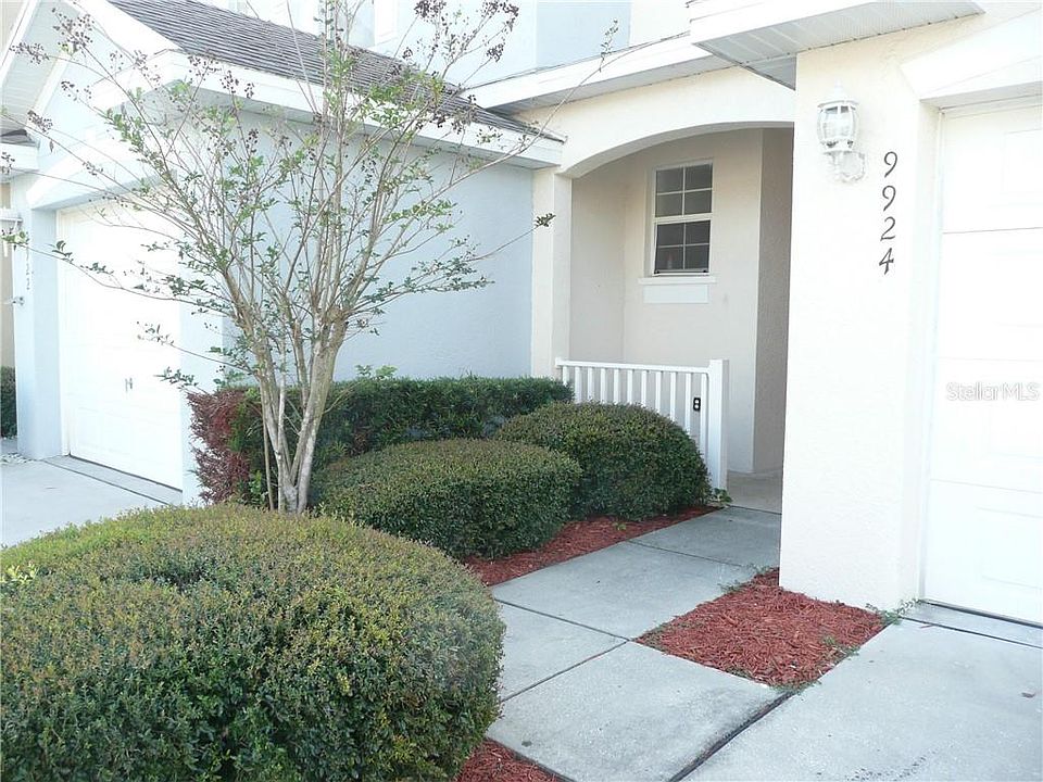 2nd image of 9924 Carlsdale Dr