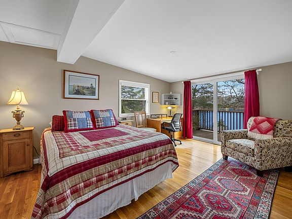 5th image of 100 Lakeview Boulevard
