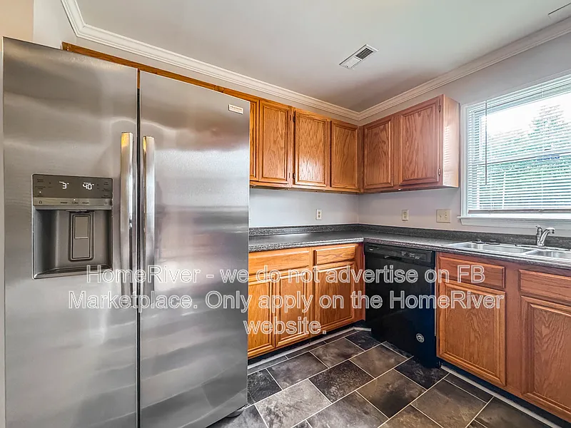 2 bed, 2.5 bath, 1152 sqft, $1,275 — Photo 3